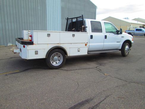Used 2001 Ford F550 Crew Cab 176 WB XLT 4WD image 3