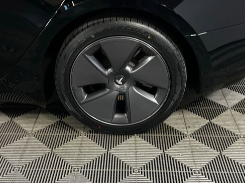 Used 2023 Tesla Model 3 Standard Range RWD image 27