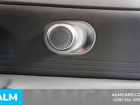 Used 2025 Hyundai Elantra SE image 43