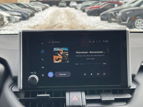 Used 2025 Toyota RAV4 LE image 21