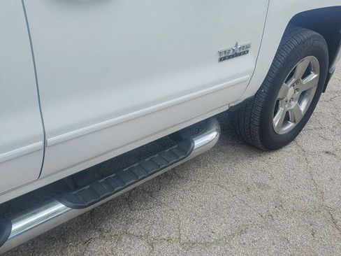 Used 2018 Chevrolet Silverado 1500 LT w/ Texas Edition image 35
