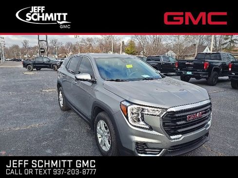 Certified 2023 GMC Terrain SLE image 1