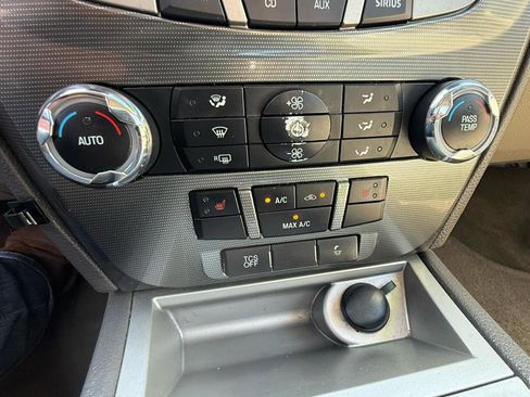 Used 2012 Ford Fusion SEL image 14