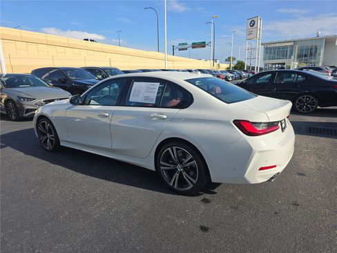 Used 2023 BMW 330i Sedan w/ Premium Package RWD image 3