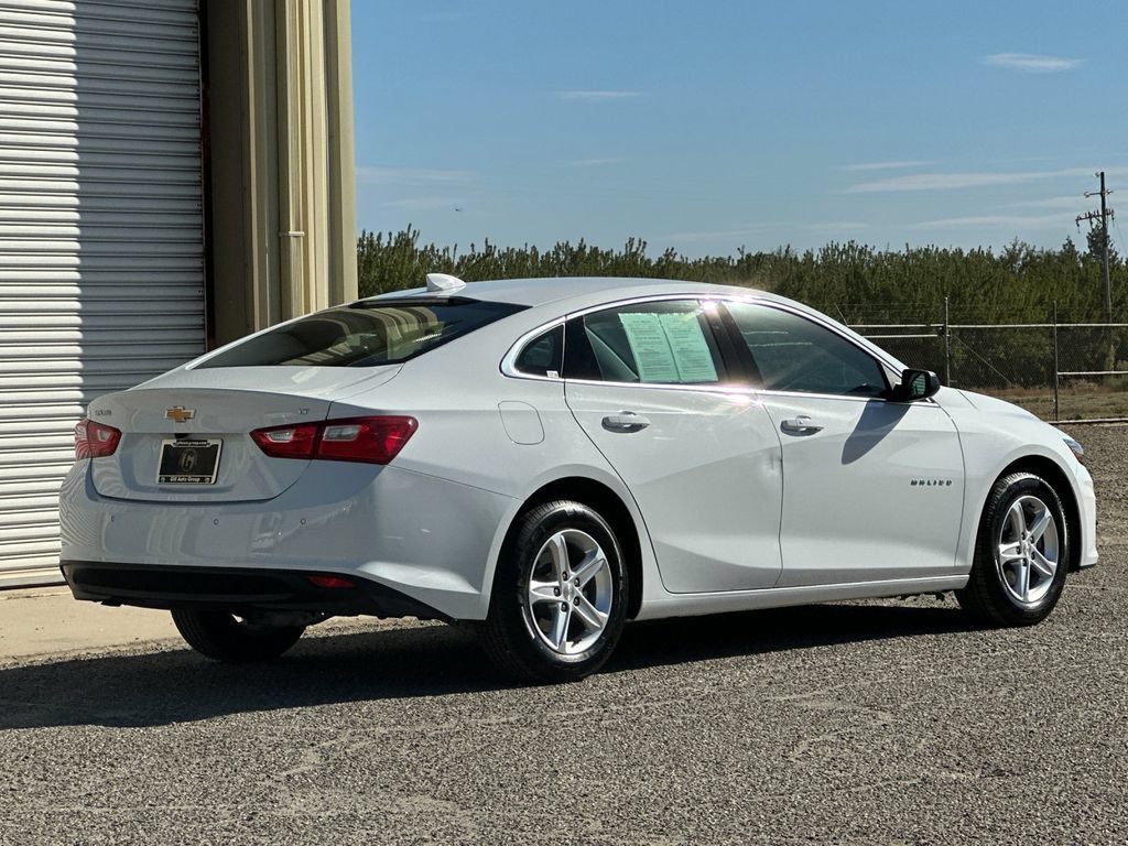 Used 2024 Chevrolet Malibu LT FWD image 4