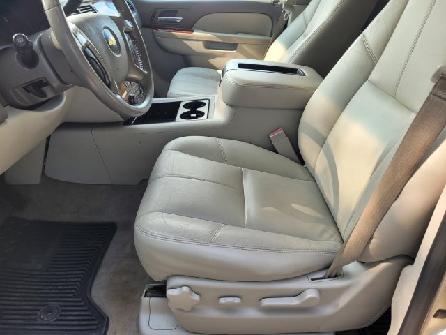 Used 2013 Chevrolet Tahoe LT w/ Texas Edition RWD image 15