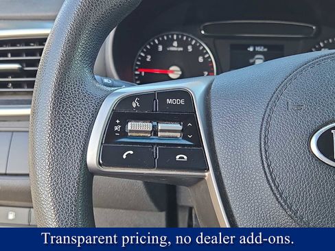 Used 2020 Kia Sorento LX V6 image 26