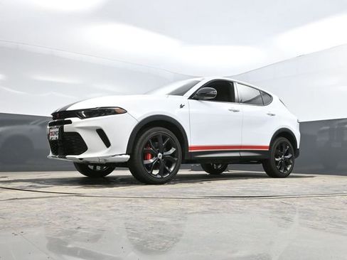 Used 2023 Dodge Hornet GT w/ Track Pack image 45