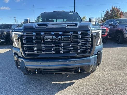 New 2026 GMC Sierra 2500 Denali Ultimate image 3