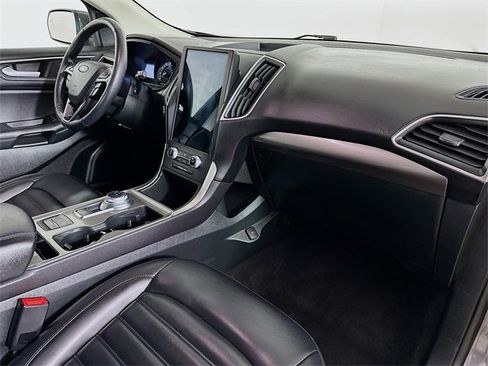 Used 2024 Ford Edge SEL image 29