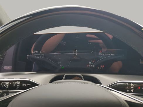 New 2026 Cadillac Vistiq Premium Luxury image 38