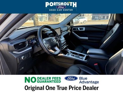 Certified 2022 Ford Explorer XLT w/ Equipment Group 202A image 4
