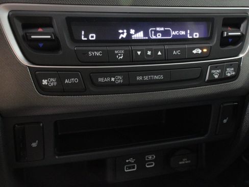 Used 2024 Honda Ridgeline RTL+ image 19