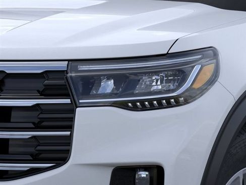 New 2026 Ford Explorer Active w/ Active Comfort Package RWD image 18