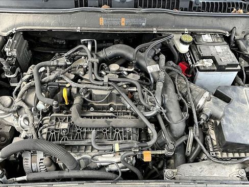 Used 2020 Ford Fusion SE image 28