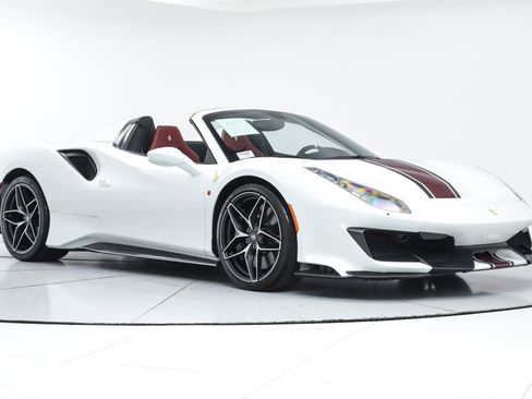 Certified 2020 Ferrari 488 Pista Spider image 12