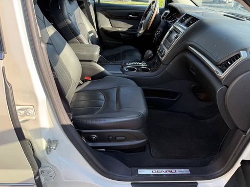Used 2015 GMC Acadia Denali AWD/4WD image 21