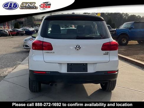 Used 2017 Volkswagen Tiguan S image 6