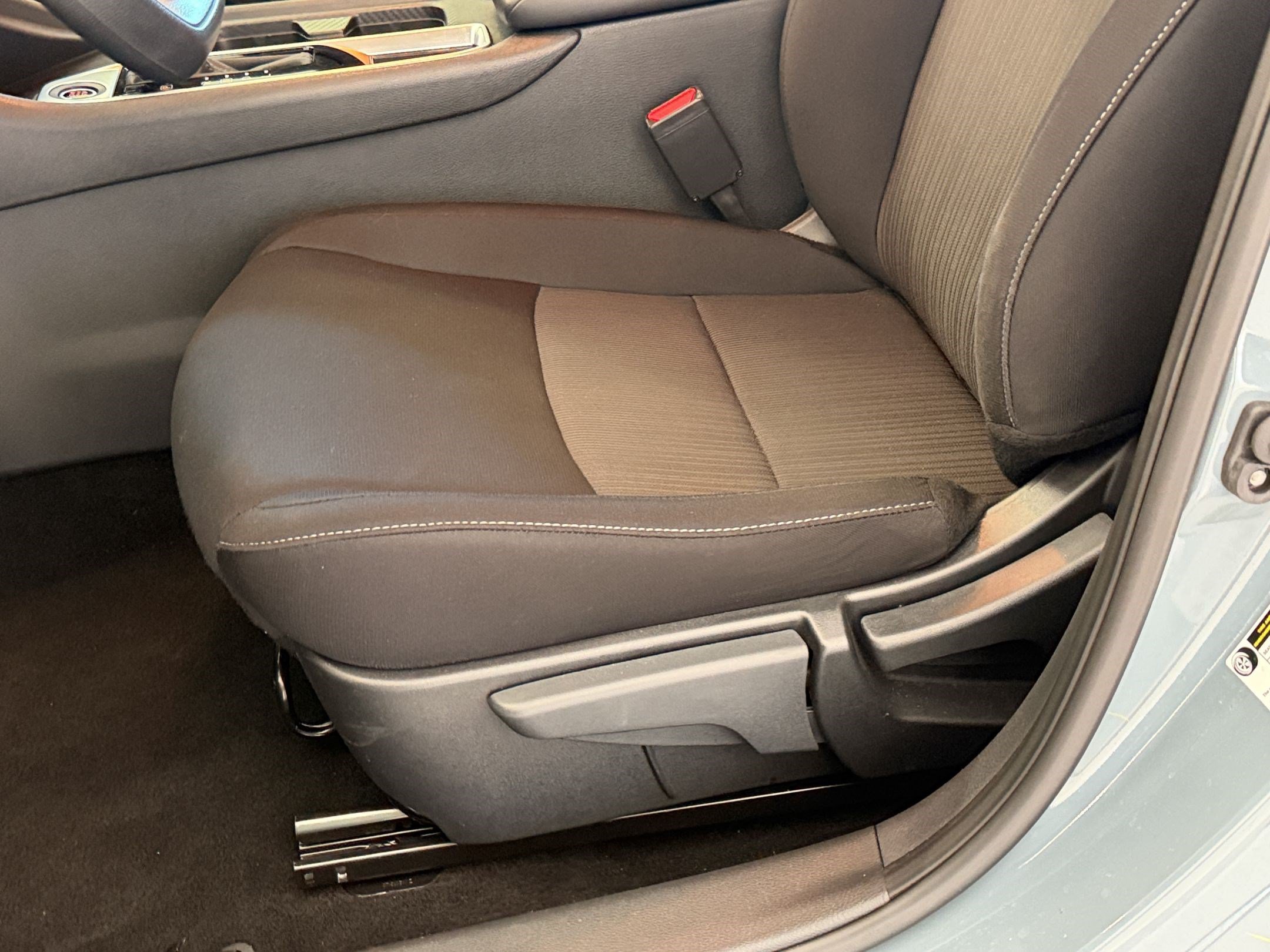 Used 2024 Nissan Sentra SV w/ Trunk Package FWD image 14