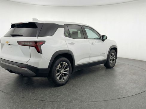 Used 2025 Chevrolet Equinox LT image 9