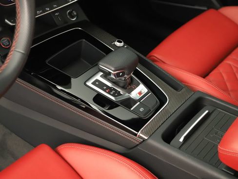 Certified 2023 Audi SQ5 Prestige w/ Prestige Package AWD/4WD image 17