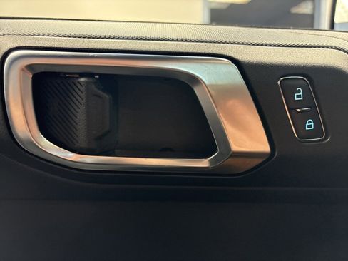 Used 2025 Ford Bronco Big Bend image 23