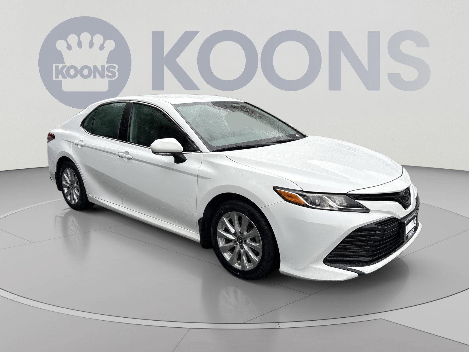 Used 2019 Toyota Camry LE w/ Convenience Package FWD image 10