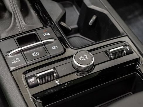 Used 2025 Kia K5 GT FWD image 26