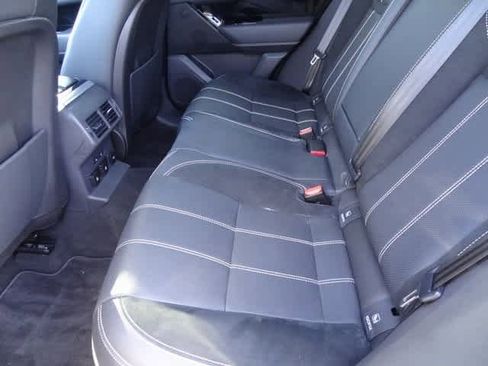 Used 2021 Land Rover Range Rover Velar R-Dynamic S image 8