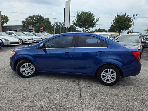 Used 2016 Chevrolet Sonic LT FWD image 4