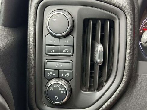 Used 2025 Chevrolet Silverado 1500 Custom AWD/4WD image 26