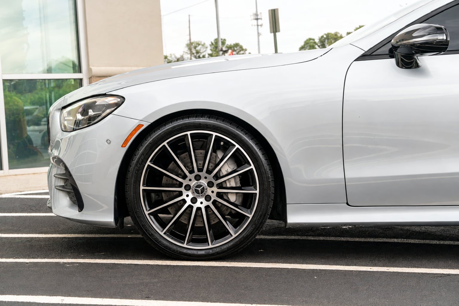 Used 2023 Mercedes-Benz E 450 Coupe image 30