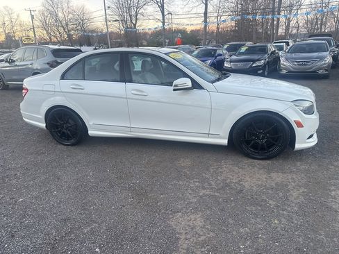 Used 2011 Mercedes-Benz C 300 4MATIC Sedan image 9