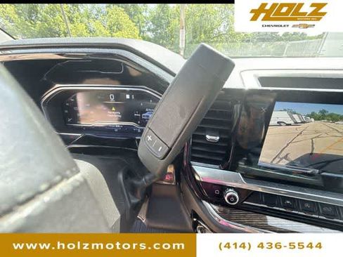 Certified 2022 GMC Sierra 1500 Elevation w/ LPO, Elevation Black Package AWD/4WD image 15