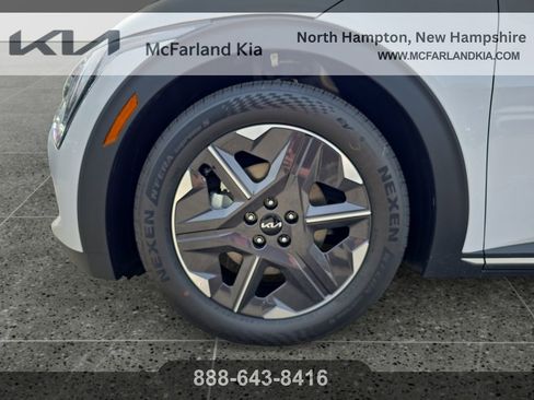 New 2025 Kia EV6 Light image 15
