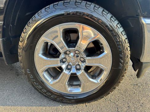 Used 2019 RAM 1500 Big Horn AWD/4WD image 12