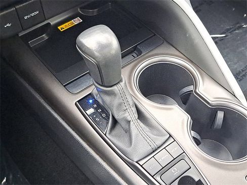 Used 2024 Toyota Camry XSE image 17