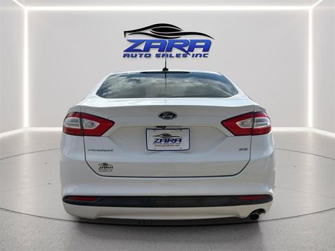 Used 2016 Ford Fusion SE FWD image 6