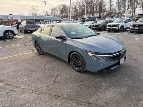 New 2026 Nissan Sentra SV image 6