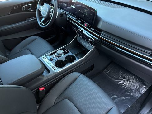 New 2026 Kia Carnival SX Prestige image 16