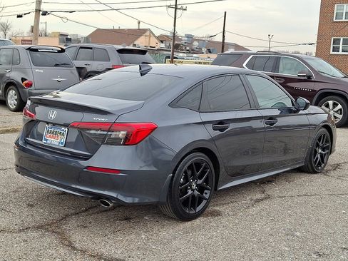 Used 2024 Honda Civic Sport image 6