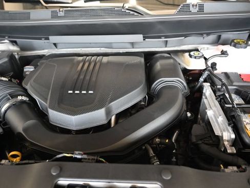 New 2026 Chevrolet Traverse Z71 w/ Enhanced Driving Package AWD/4WD image 30