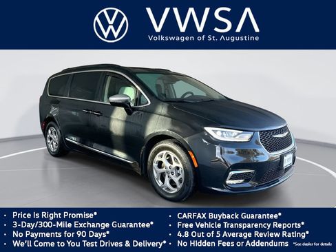 Used 2023 Chrysler Pacifica Limited FWD image 1
