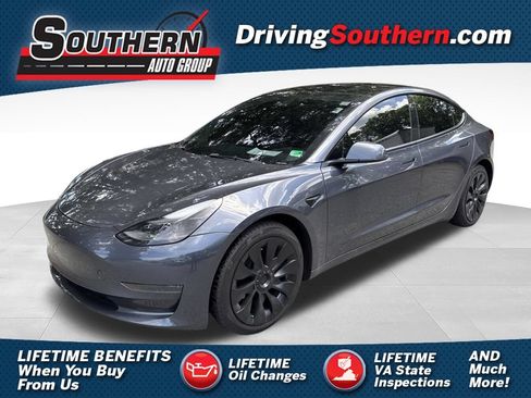 Used 2023 Tesla Model 3 Standard Range RWD image 1