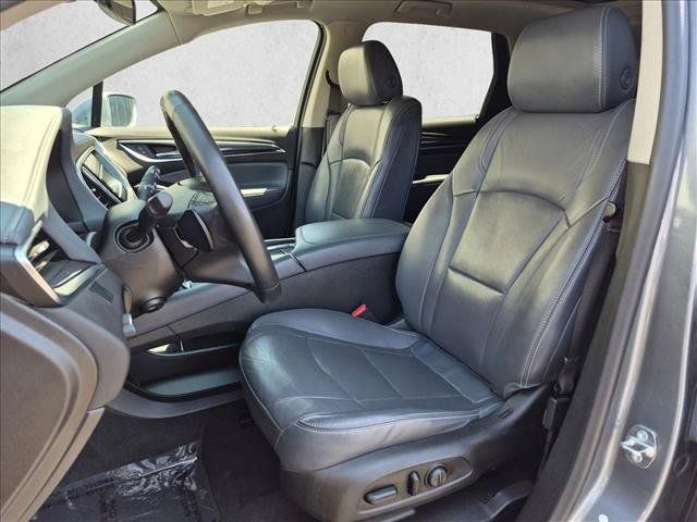 Used 2018 Buick Enclave Premium w/ Experience Buick Package FWD image 17