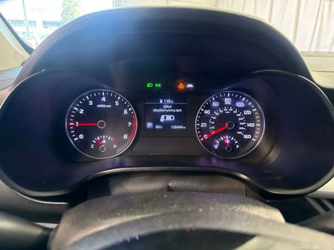 Used 2019 Kia Forte LXS FWD image 21