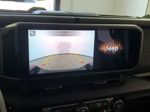 Used 2026 Jeep Gladiator Rubicon image 28