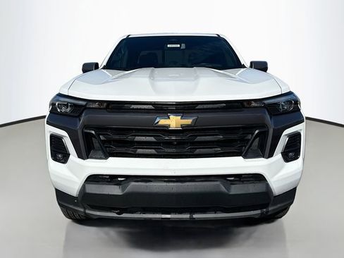 New 2024 Chevrolet Colorado LT w/ LT Convenience Package III image 3
