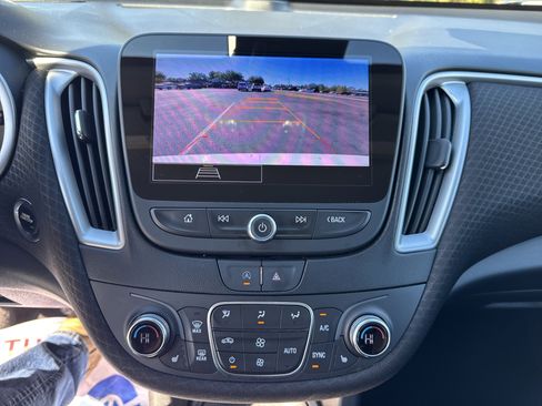 Used 2024 Chevrolet Malibu LT image 19