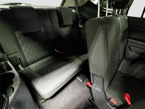 Used 2021 Volkswagen Atlas S image 26